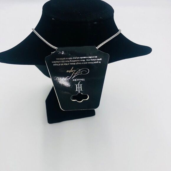 Brand‎ New Halle Joy Hope Cross Pendant Necklace - Picture 4 of 5